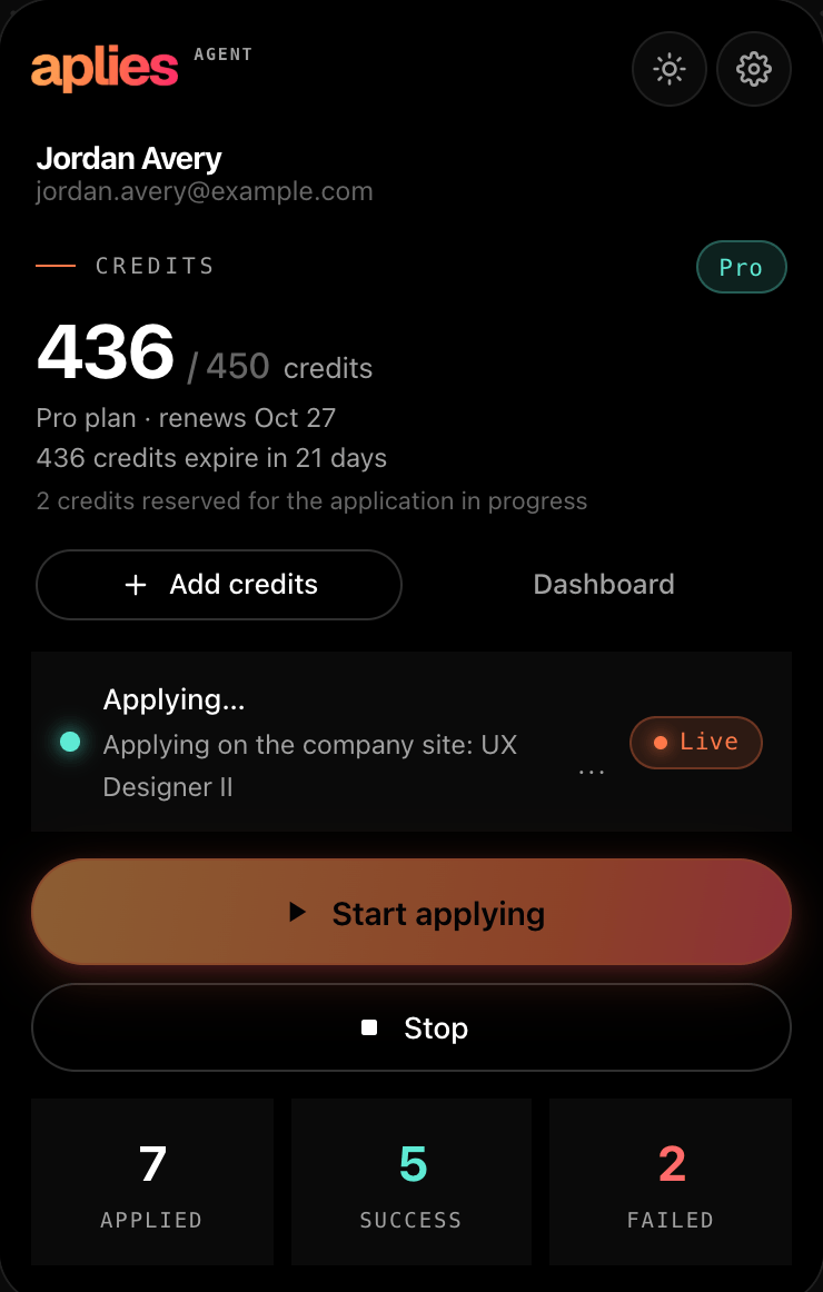 The Aplies Agent popup applying on a company website: “Applying on the company site: UX Designer II”, with 2 credits reserved.